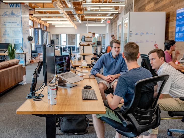 Outsource Your Automation or Hire an Ops Lead: 2026 Decision Framework